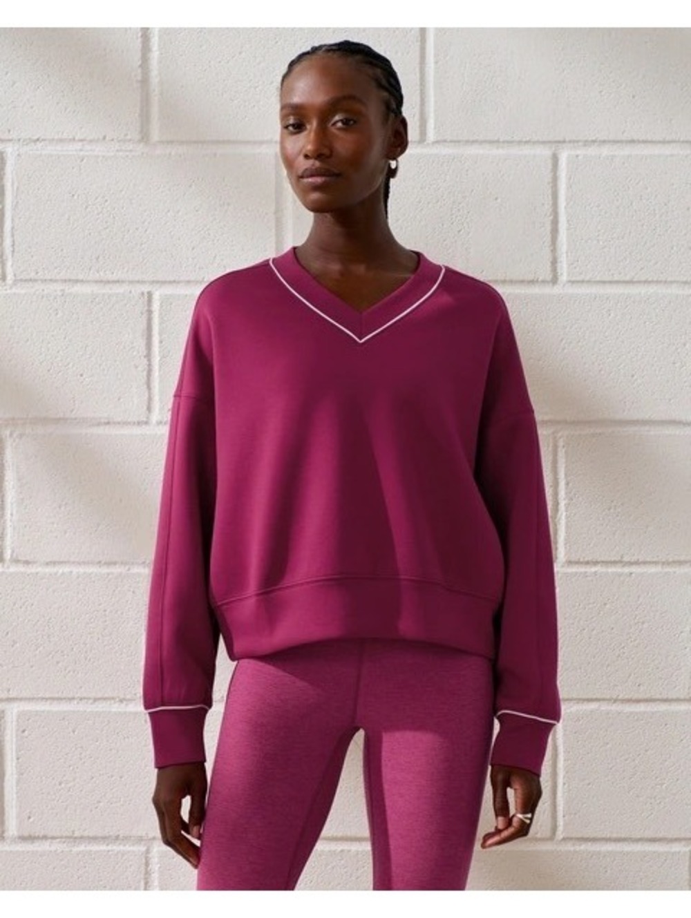 Abercrombie & Fitch YPB neoKNIT V-Neck Sweatshirt Burgundy Size M